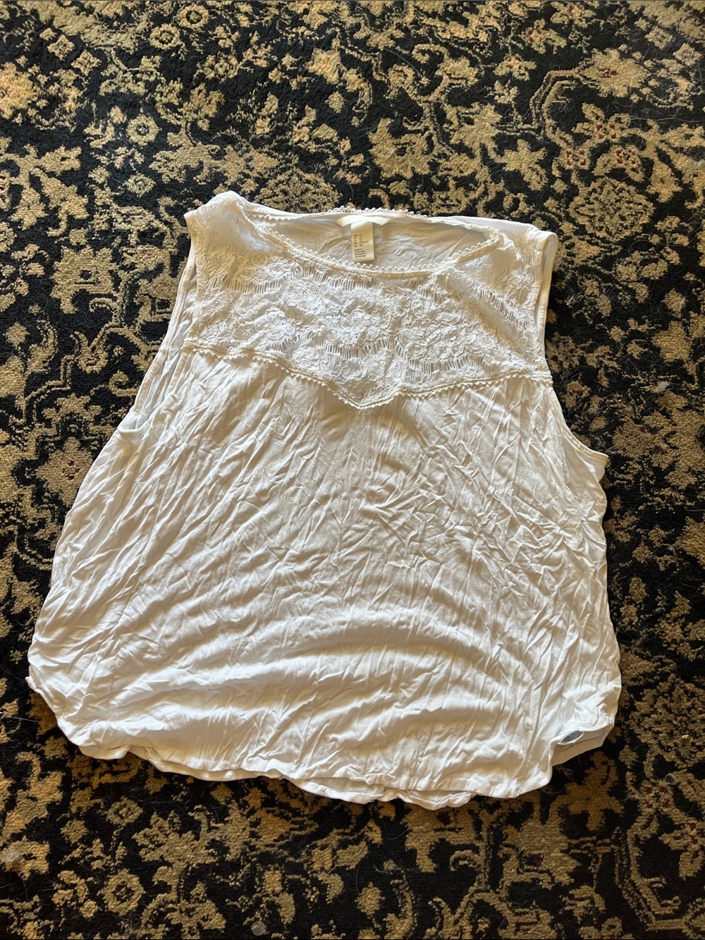 H&M White Sleeveless Lace Yoke Camisole
